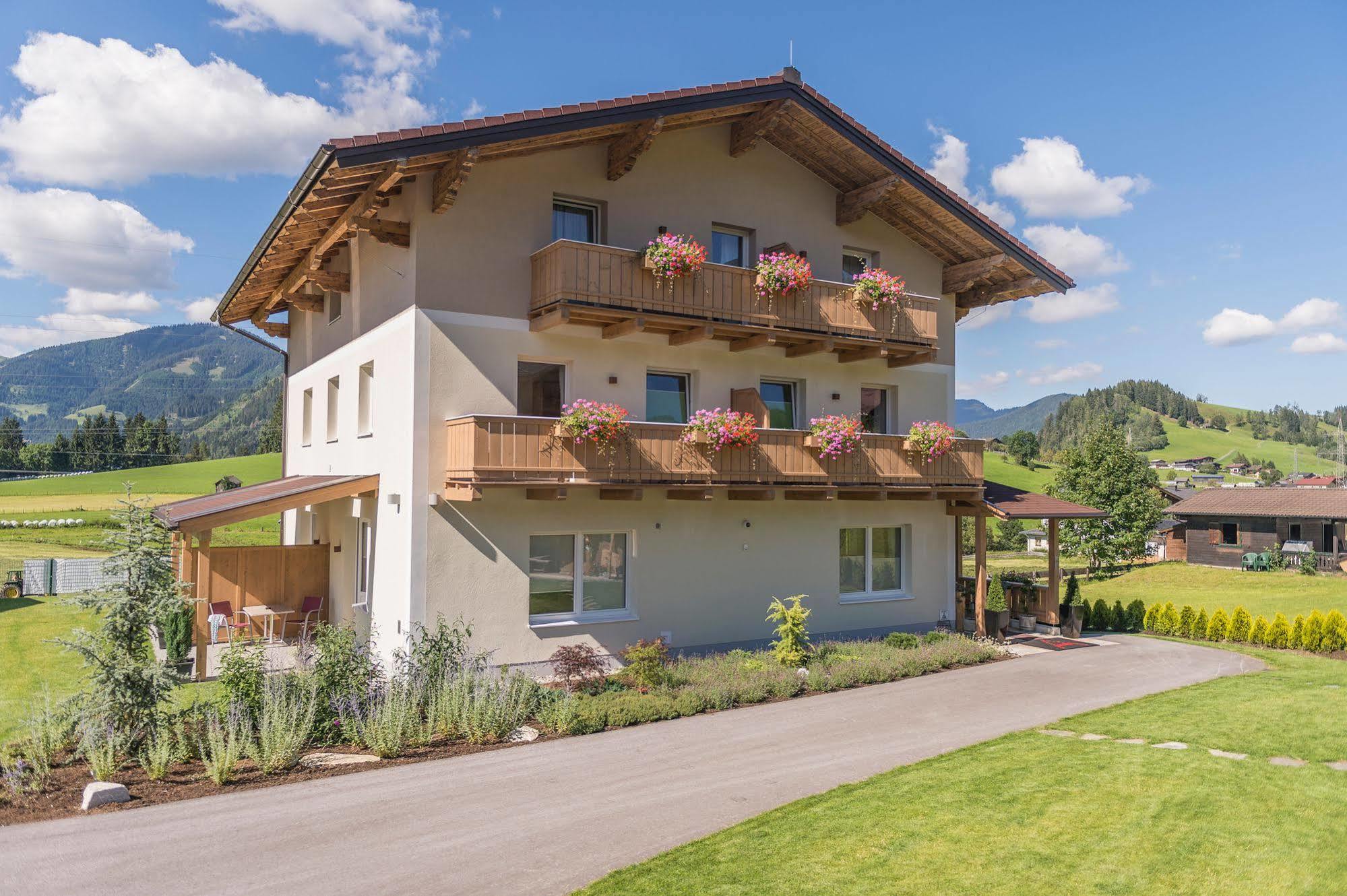 Appartements Auszeit With Private Spa Embach Buitenkant foto